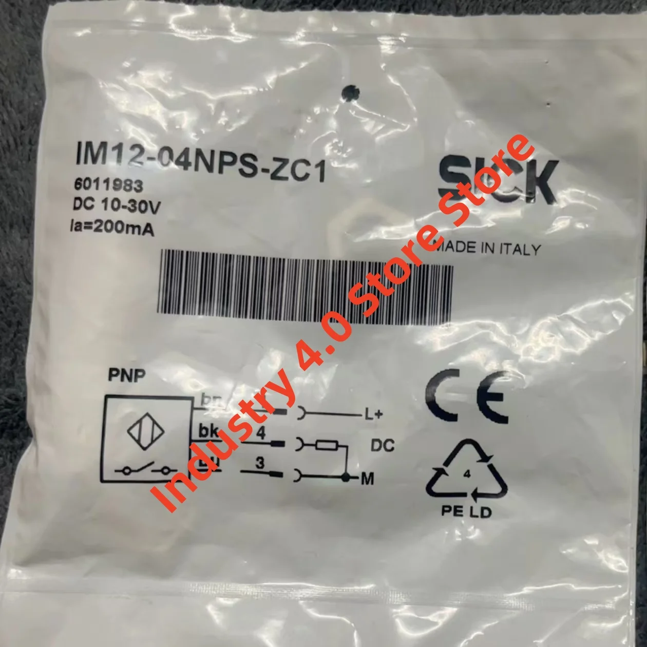 

Фотоэлектрический датчик IM12-04NPS-ZC1 WL260-F470 6020977 новый оригинал