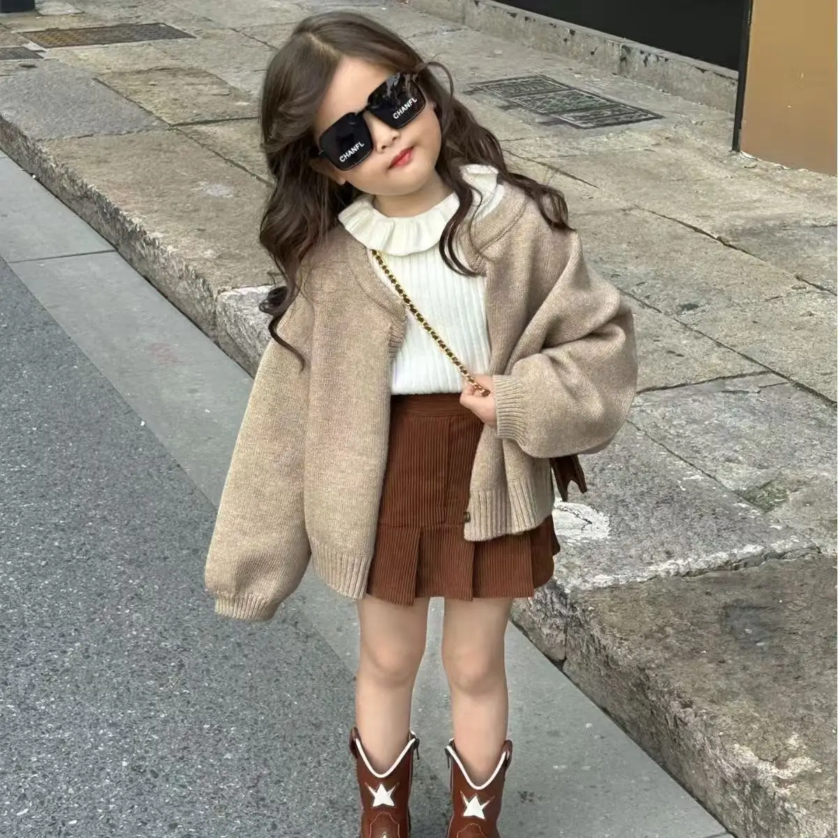 

Girls' Clothing Set Spring and Autumn 2026 New Children's Khaki Knitted Sweater Cardigan+Corduroy Half Skirt Two-piece Set
