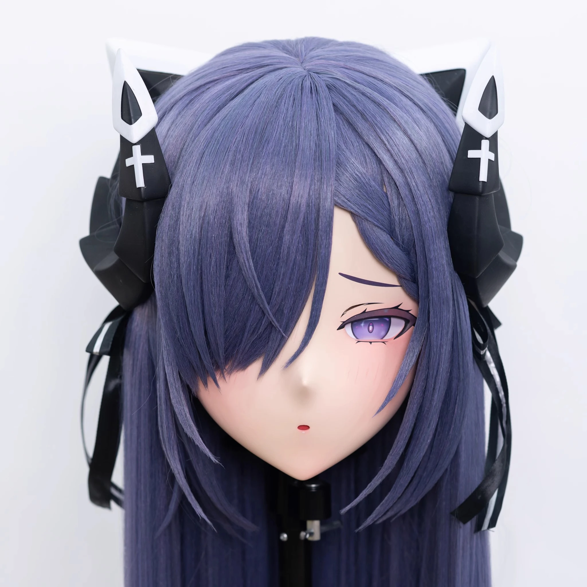 

Full headband lockHandmade Customize Doll Cartoon Character Kig Cosplay Kigurumi Mask Resin Japanese Anime Kigurumi Masks
