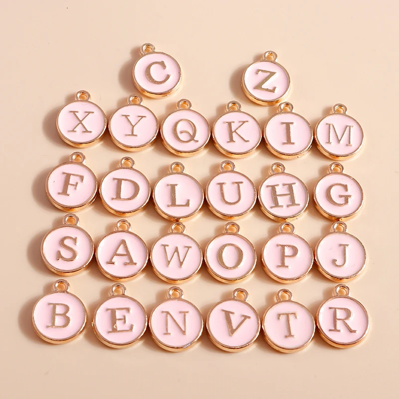 Leslie 10 Stück 8 Farben niedliche Mini-Alphabet-Charm-Anhänger mit 26 Buchstaben für DIY-Namen, Schmuck, Halskette, Armband, Ohrringe, Geburtstagsgeschenke – Detail 13