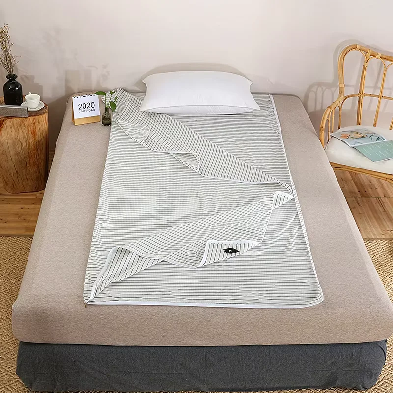 Full -Body Grounding Sleeping Bag Delivers Better Earthing Performance with Conductive Test Pen & Adjustable Grounding Cord.