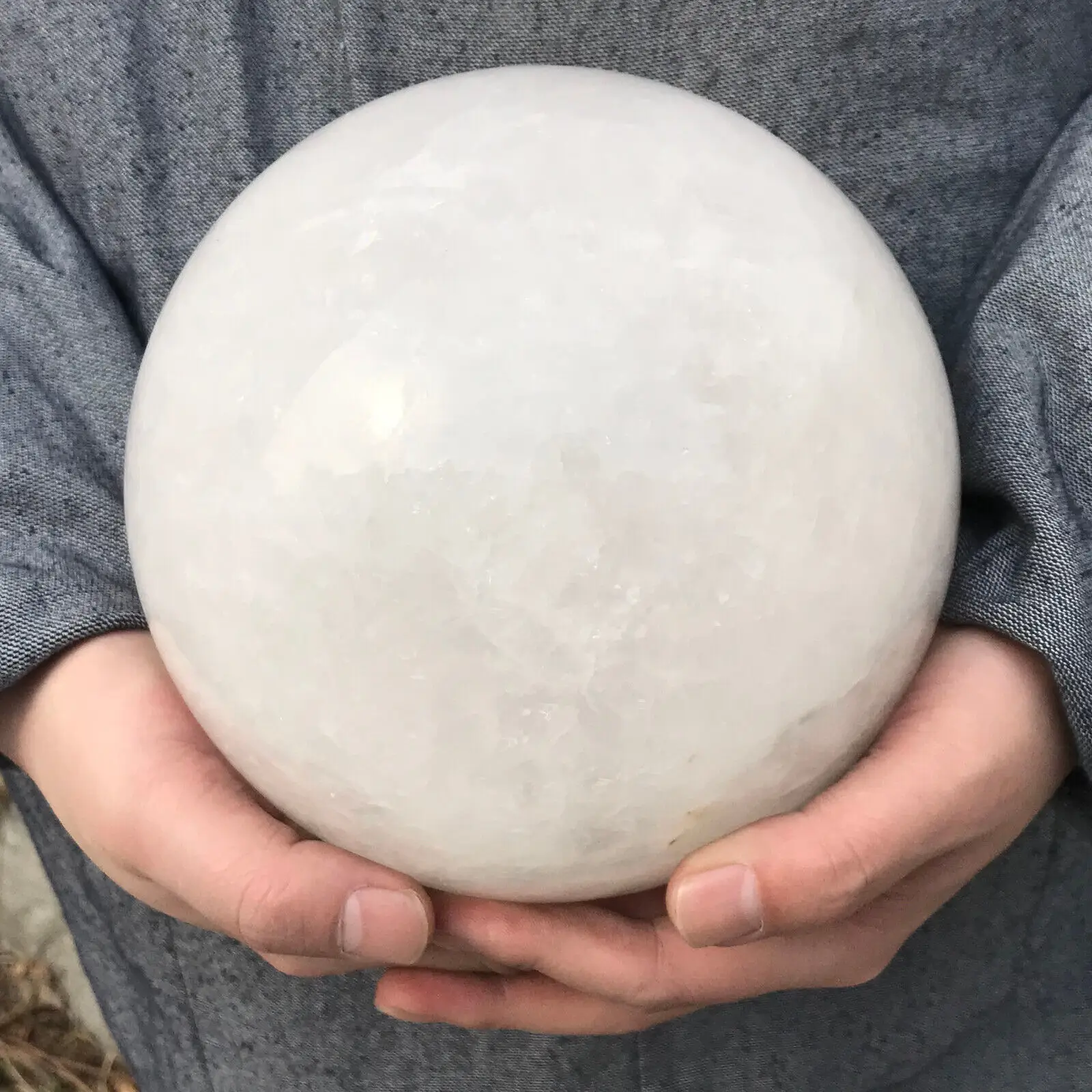 Huge Natural White Quartz Ball,Crystal Repair Energy Ball Reiki Healing Fortune Stone,Home Office Degaussing Decorative Aquarium