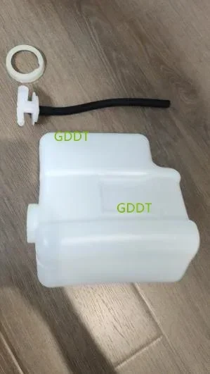 1 Piece Vice Water Tank for Pajero V70 MR404879 2000-2021 Radiator Condenser Coolant Reservoir Tank for Montero V90 V80 V60