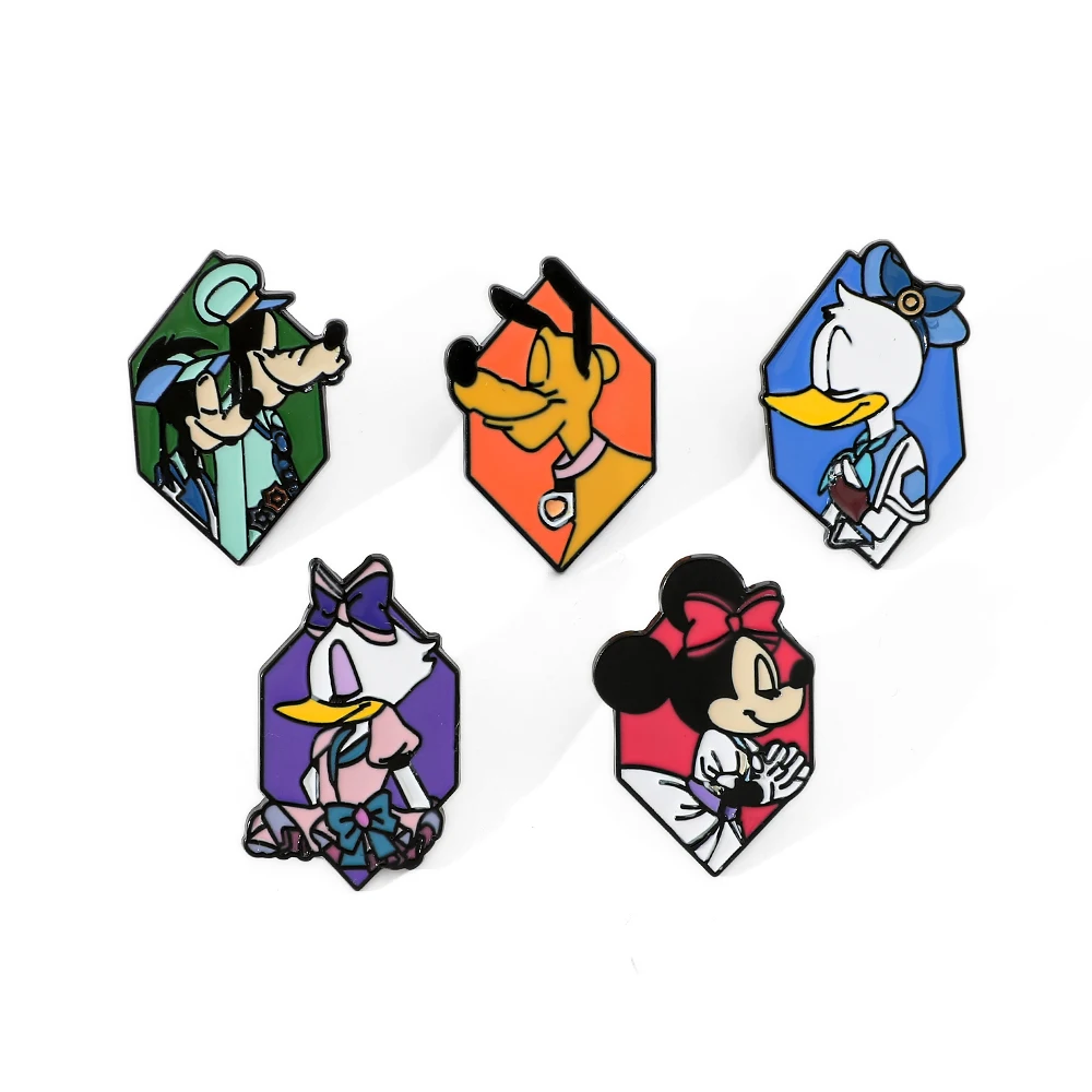 5 pcs Fashion Anime Brooch Cartoon personality Minnie Mouse Enamel Pins Badge Brooches Clothes Jewelry Pin Gift for Friends