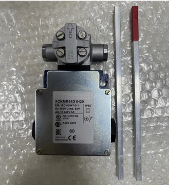

Brand New Original XCKMR54D1H29 XCK-MR54D1H29 Deviation Cross Limit Switch Fast delivery