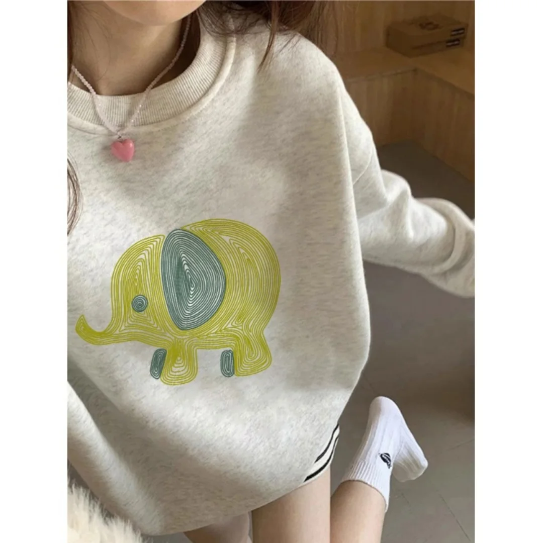 Womens Fashion Crewneck Sweatshirt Casual Winter Fall Soft Pullover Top Cozy Streetwear for Trendy Lazy Days Style