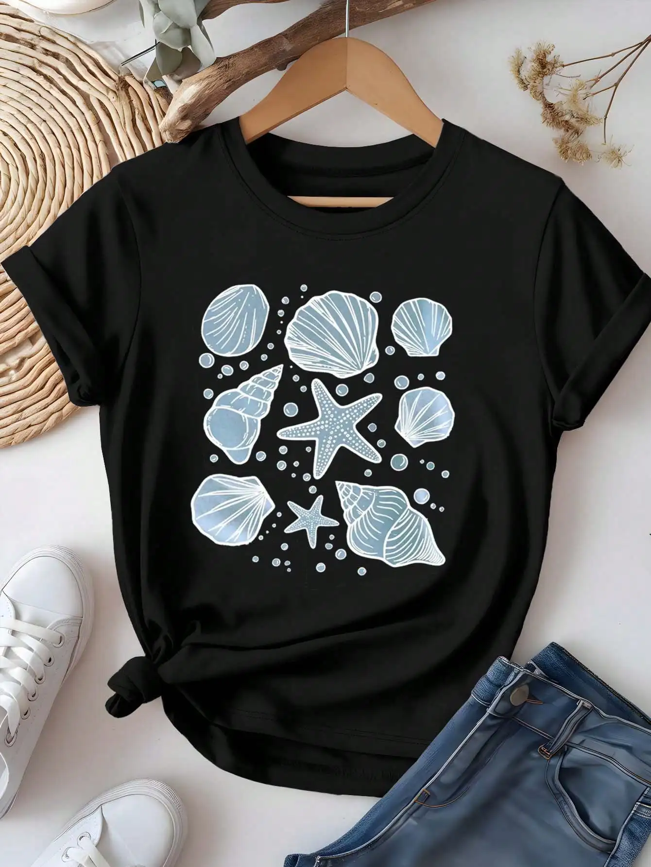 

Plus Size Women's Summer Short Sleeve Light Blue Shells and Starfish Print T-shirt Graphic Tees Women Tops