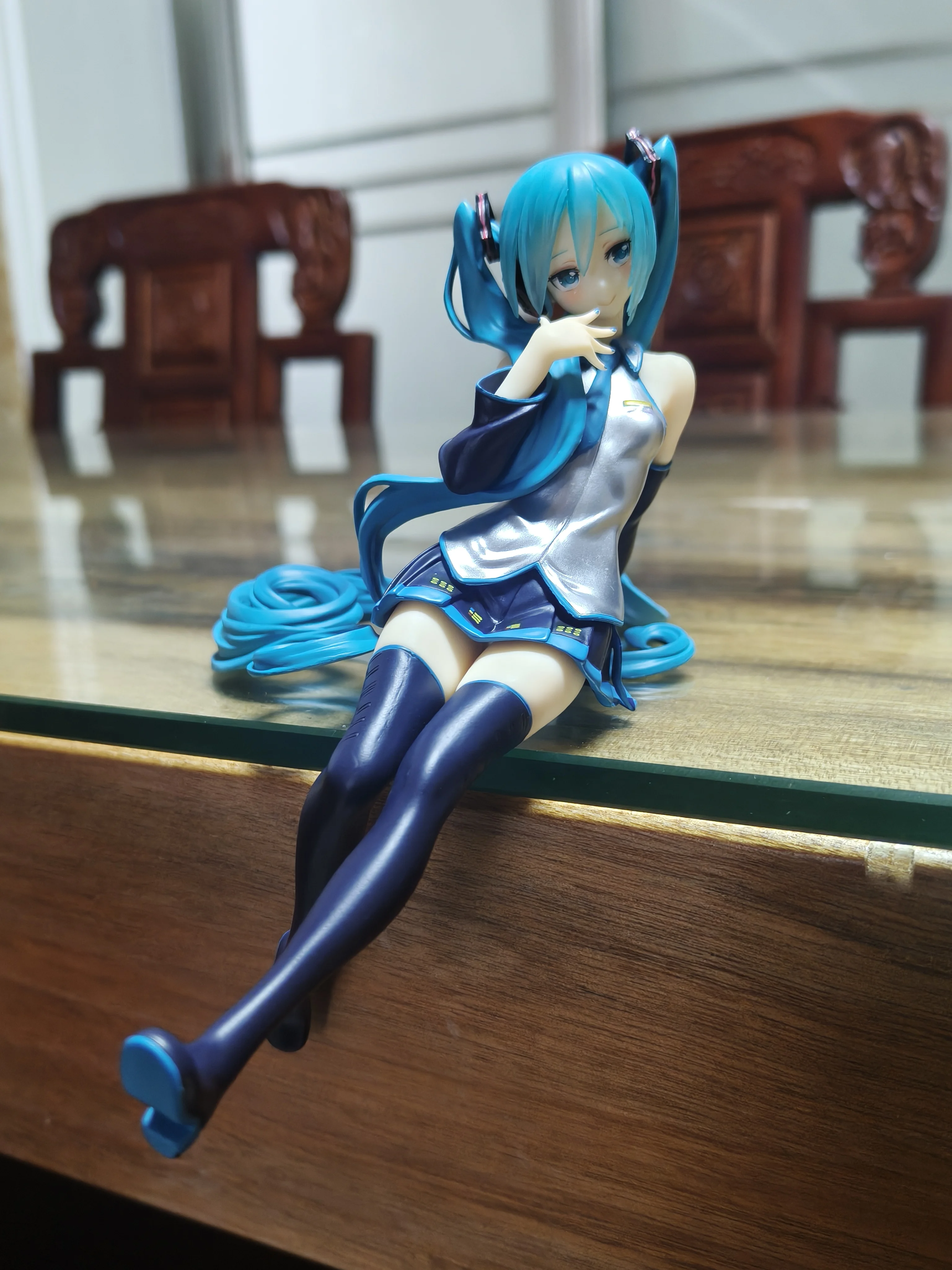 Original furyu hatsune miku vocaloid tecnologia colorida figura de ação kawai macarrão rolha figura brinquedo pvc modelo coleção presente