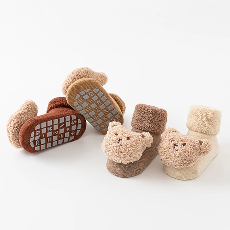 ถุงเท้ากันหนาวสำหรับเด็กทารกถุงเท้านุ่มกันลื่นกันลื่นสำหรับเด็กแรกเกิดเด็กผู้หญิงเด็กผู้ชาย3D หมีการ์ตูนน่ารักพื้นนุ่มฤดูใบไม้ร่วงฤดูหนาว
