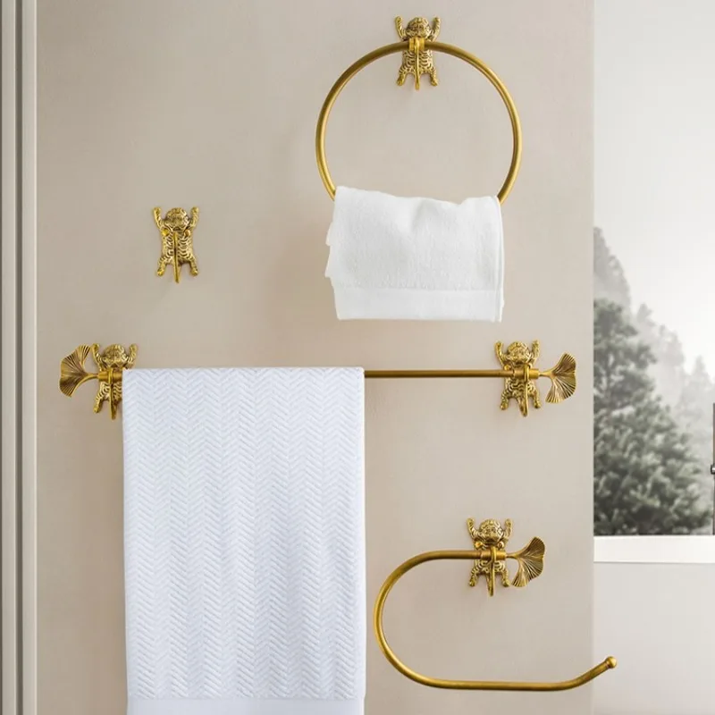 Nordic Metal Copper Bath Towel Hook Clothes Hanger Bathroom Towel Ring Towel Pole Light Luxury Tissue Holder Bathroom Decoration
