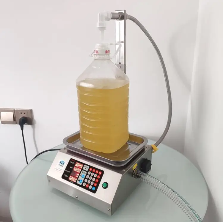 17L تدفق كبير التلقائي وزنها ماكينة حشو الكمية ، اللزج السائل wineoil غسل اليد وملء السائل الغسيل