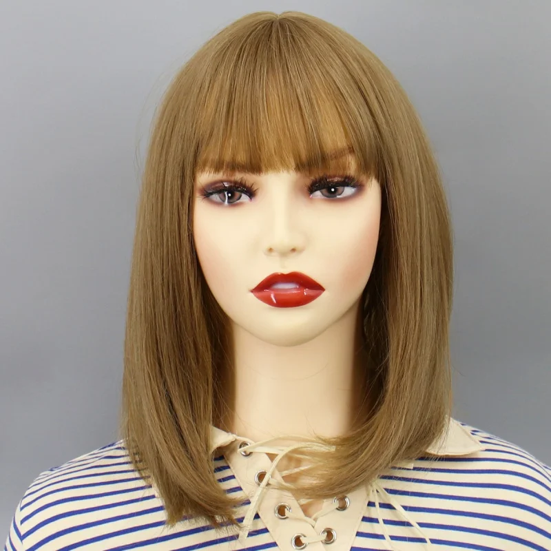 

Европейский и американский парик из термостойкого волокна для женщин с челкой, имитирующей натуральный рост волос