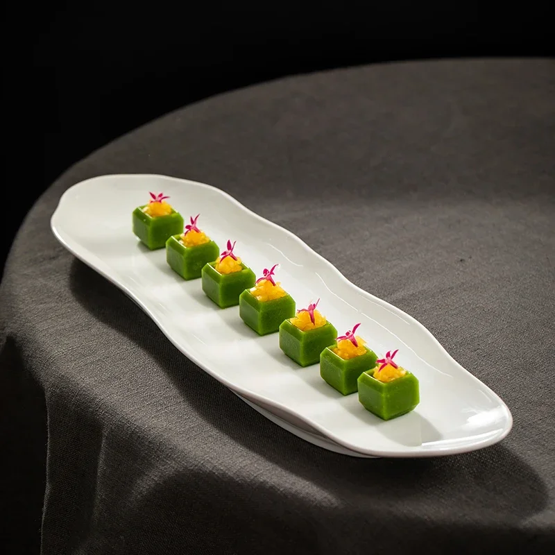 Creative Ceramic Pure White Long Western Plate Hotel Characteristic Irregular Cake Dim Sum Dish Restaurant Cooking Tableware