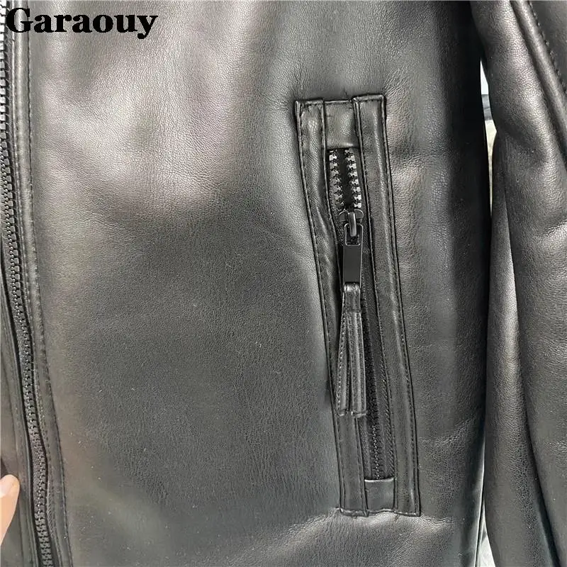 Garaouy 2023 Winter Men Simple Vintage Thick Lapel Zipper Faux Leather Lambswool Coats Warm Motorcycle Jackets Male Outwear New