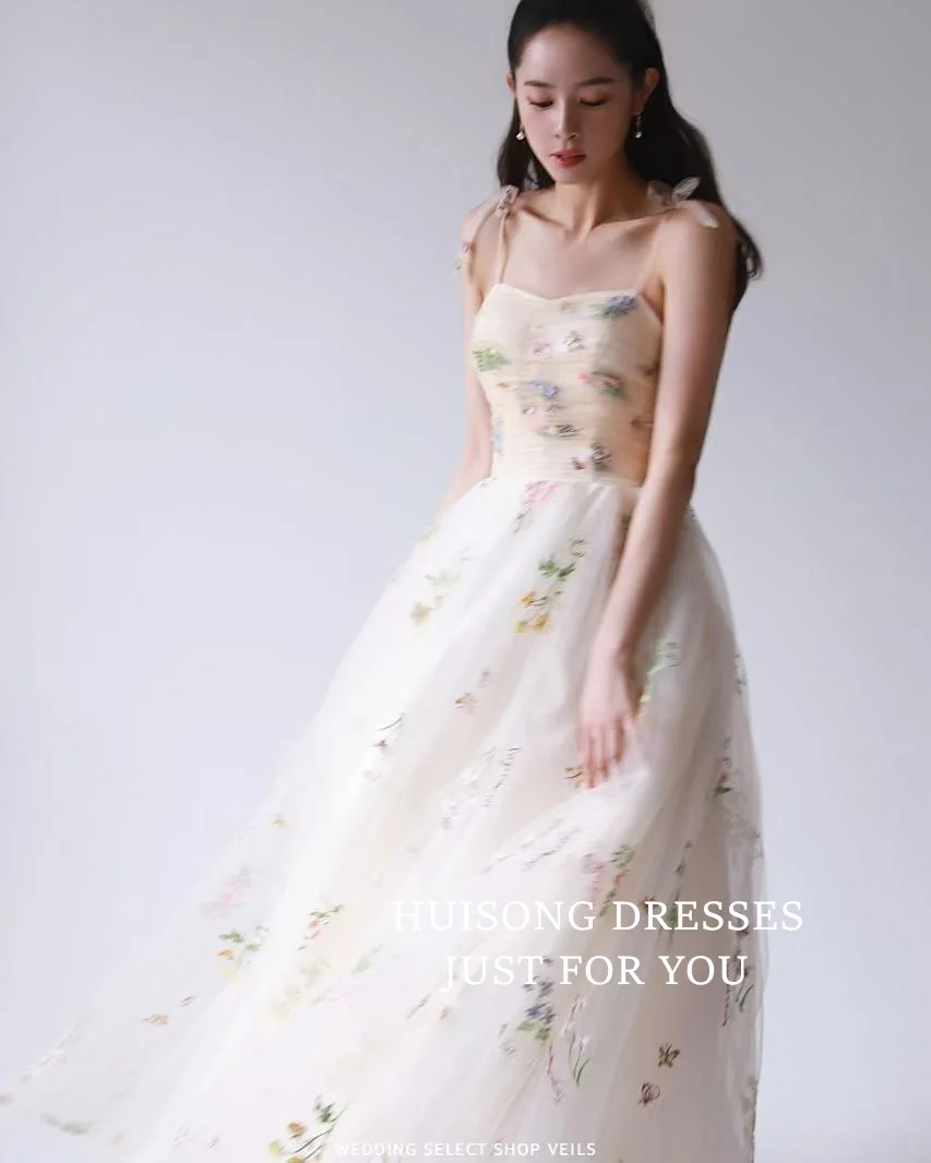 HUISONG Abito da sposa coreano in tulle di pizzo ricamato personalizzato 이브nneali A-Line senza maniche senza spalline Abito da sposa da ricevimento