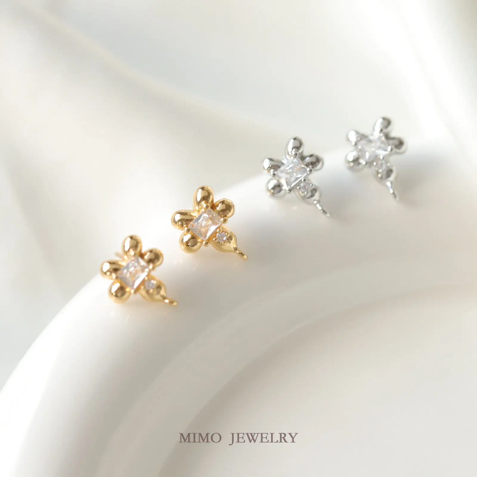 Copper Plated Gold Personalized Sweet Cool Style Cubic Zirconia Flower Earrings DIY Earrings Making Supplies Jewelry Accessories