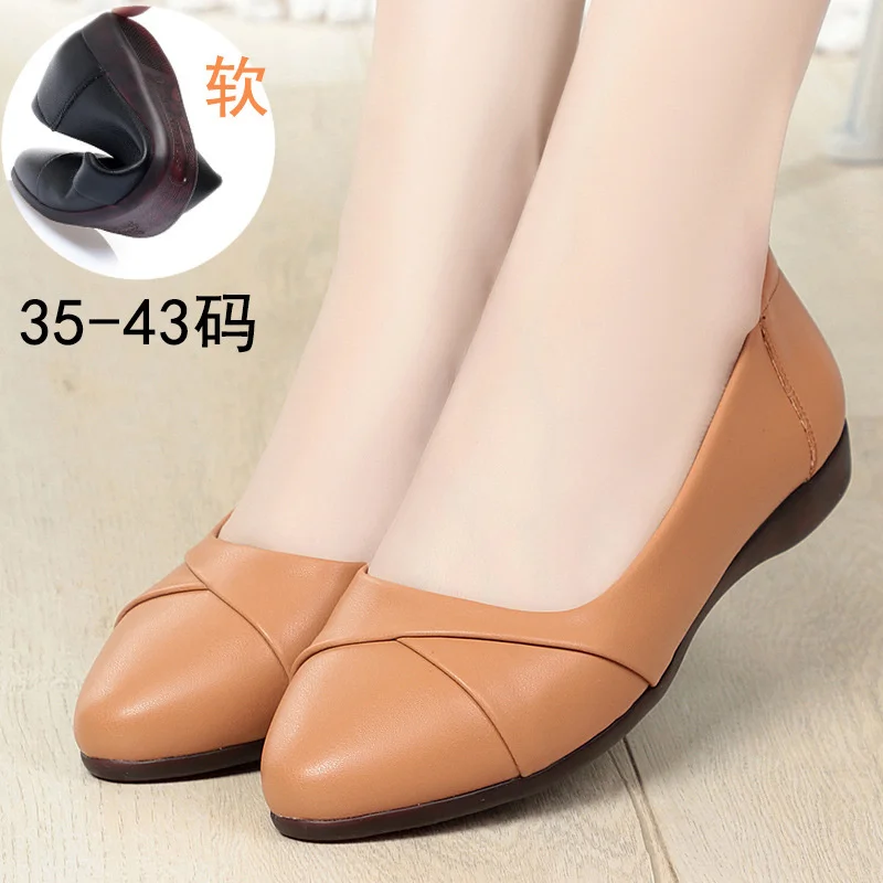 Spring New Soft Leather Women Shoes Low Heel Comfortable Anti-slip Casual Shoes Mid Heel Office Work Flat Single Shoes