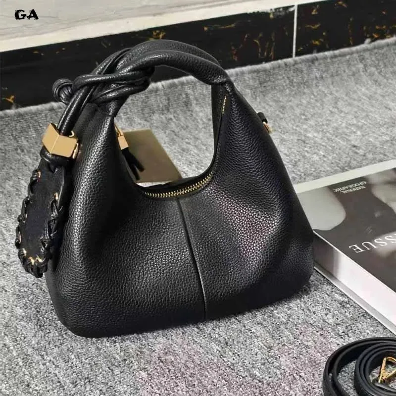 sac-croissant-noir-y2k-au-design-francais-sacoche-pour-femme-avec-miroir-cosmetique-sac-a-bandouliere-sac-a-main-nouveaute-2026