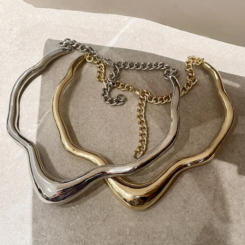 Niche Minimalist Vintage Irregular Curved Wave Open Choker Smooth Water Drop Metal Statement Necklace For Women