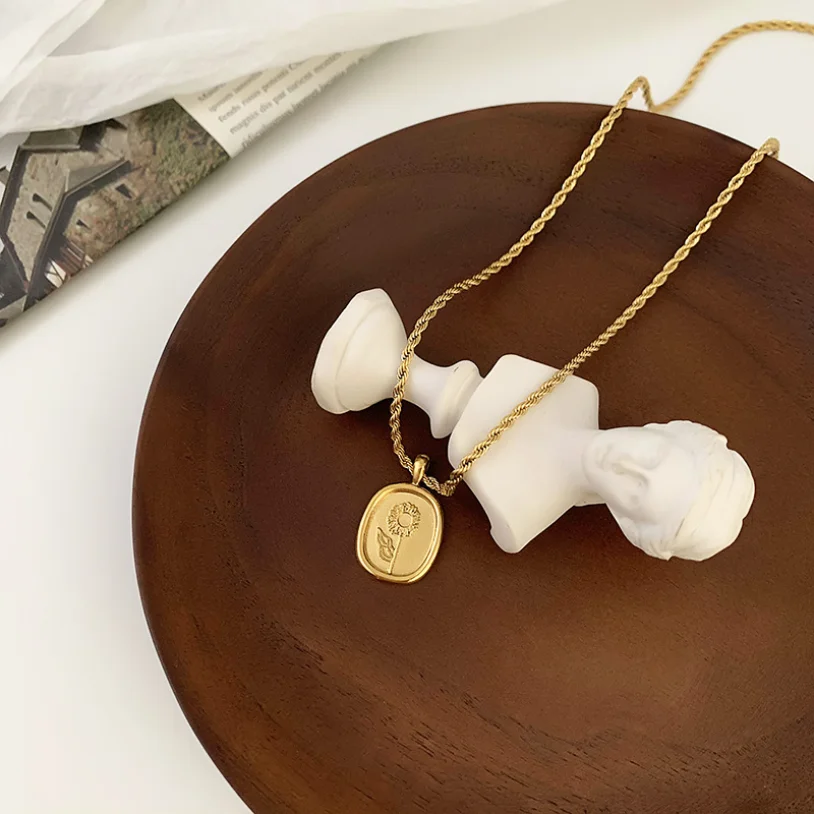 316L Stainless Steel New Fashion Fine Jewelry Vintage Oval Tag Flowers Charms Thick Chain Choker Necklaces & Pendants For Women