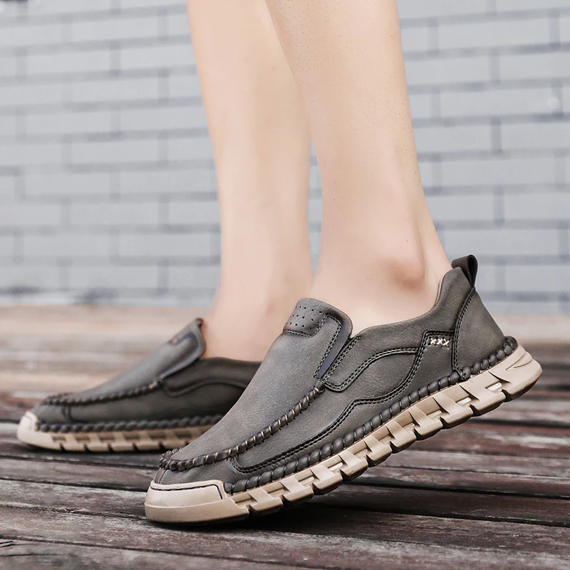 2024 New Men Casual Shoes Handmade Leather Loafers Comfortable Men\'s Shoes Quality Split Leather Flat Moccasins Men Sneakers