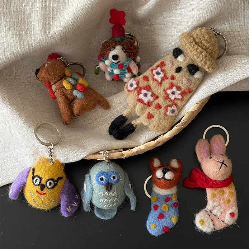

Handmade Wool Felt Bear Keychain 3D Cute Animal Pendant Finished Product Creative Bag Decoration Car Decoration DIY Accessories
