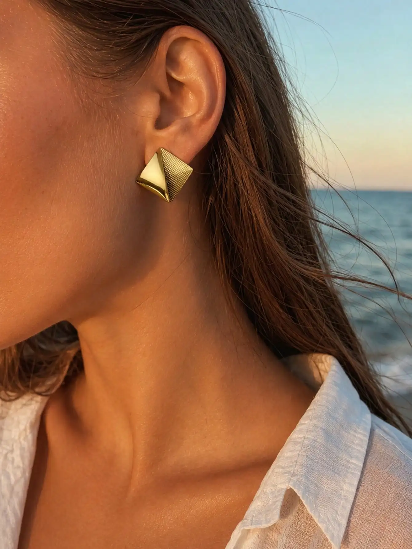 Stainless Steel Square Stud Earrings for Women Gold Tone Textured Geometric Square Statement Ear Jewelry Daily Wear