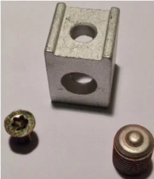 

Комплект наконечников, нагрузочные центры PowerMark Gold и Plus, 120/240 В переменного тока, 200 А