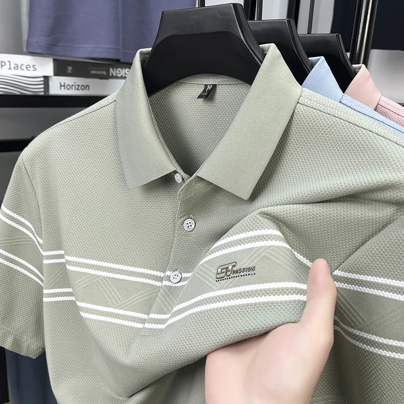 

Роскошная мужская рубашка поло с коротким рукавом, дышащая жаккардовая полосатая рубашка с лацканами, летняя деловая повседневная классическая модная футболка, мужская одежда