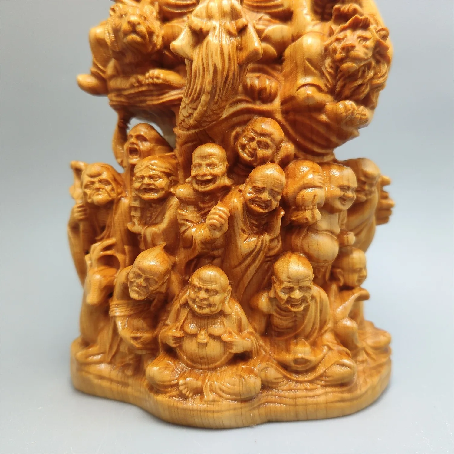 Eighteen Arhats 16cm sculpture Chinese boxwood Buddha statue dedicated to solid wood decoration home decoration ornaments