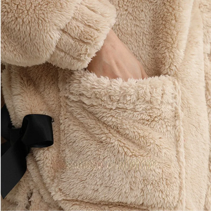 2023 New Coral Velvet Pajamas Women Winter Loungewear Thickened Plush Flannel V-neck Warm Homewear Pearl Collar Sleepwear Set