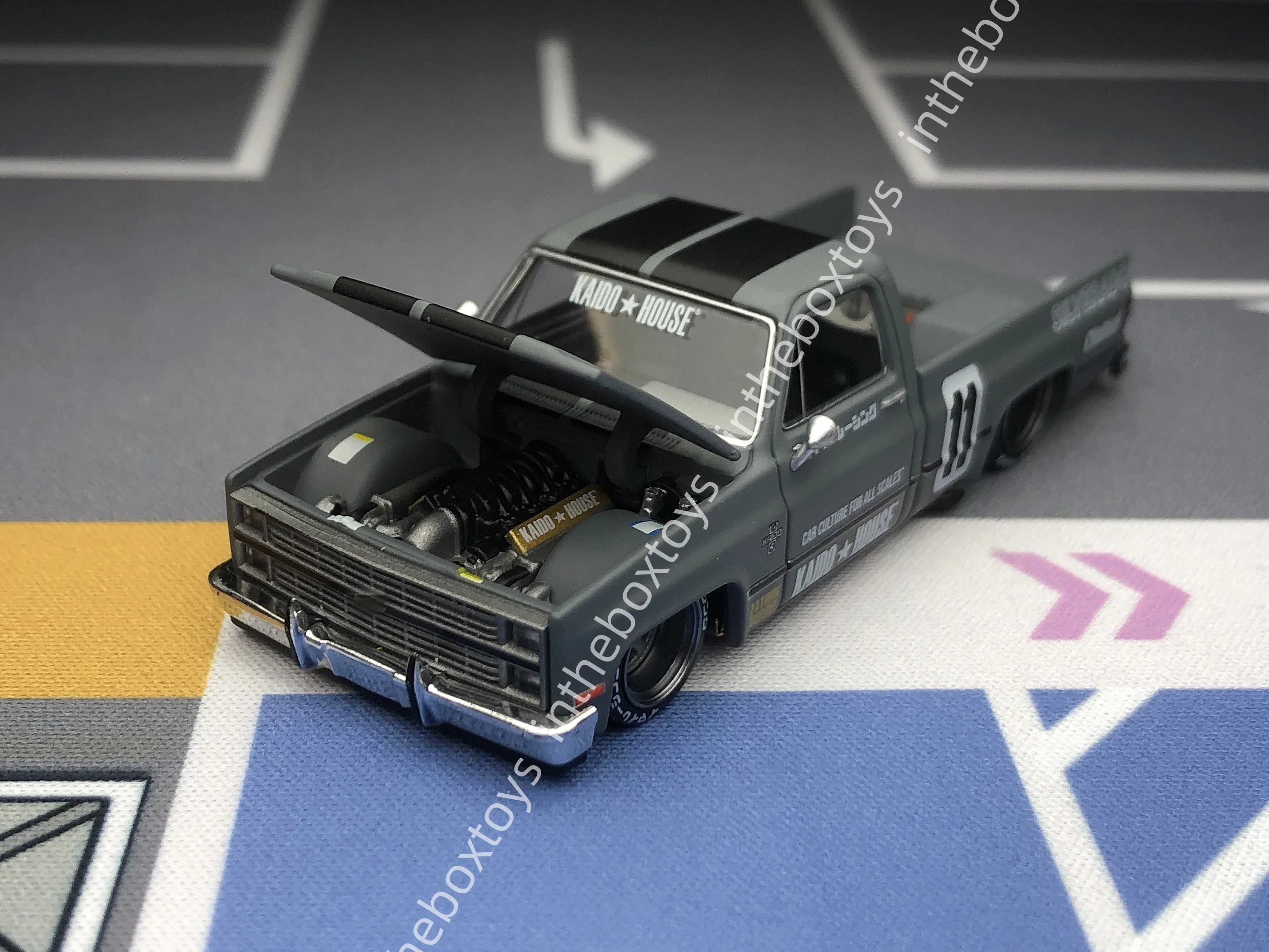 

Kaido House 160 SilverADO Kaido V2, литая под давлением модель автомобиля, коллекция ограниченного выпуска, игрушки для хобби