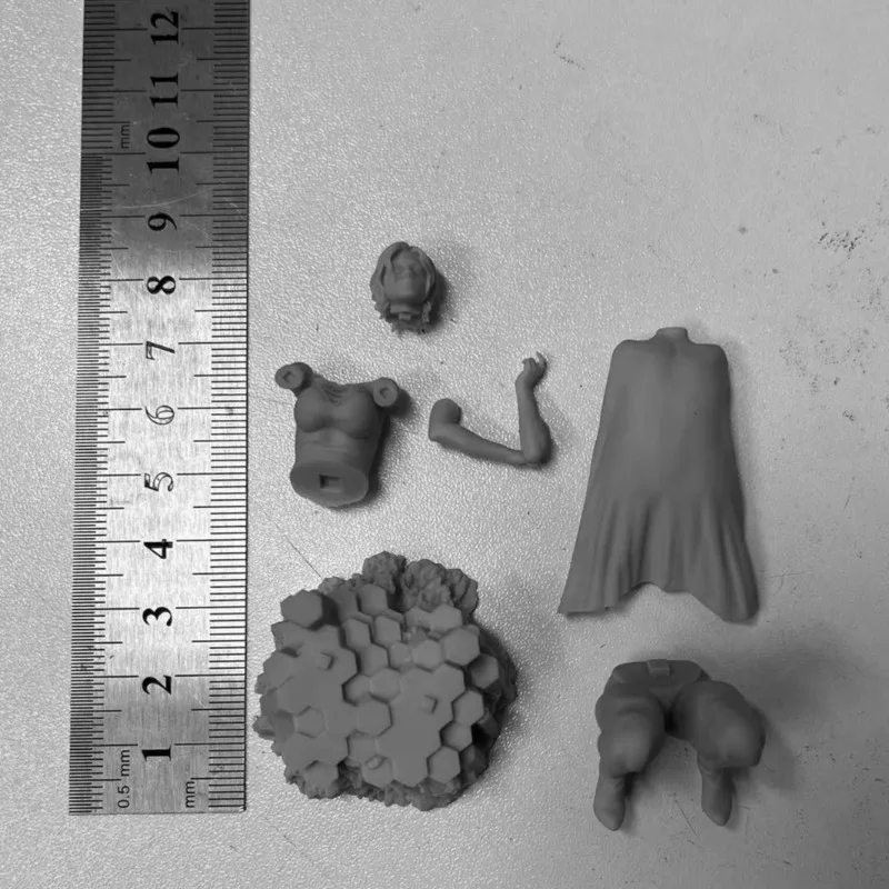 1/24 Scale Resin Figure Model Kit Squat Thinking Girl Fantasy Hobby Miniature Diorama Toy Unassembled & Unpainted