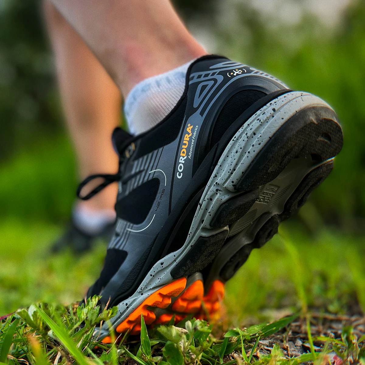 Bmai maratona tênis de corrida respirável branco profissional para homem amortecimento luxo designer esporte formadores tenis