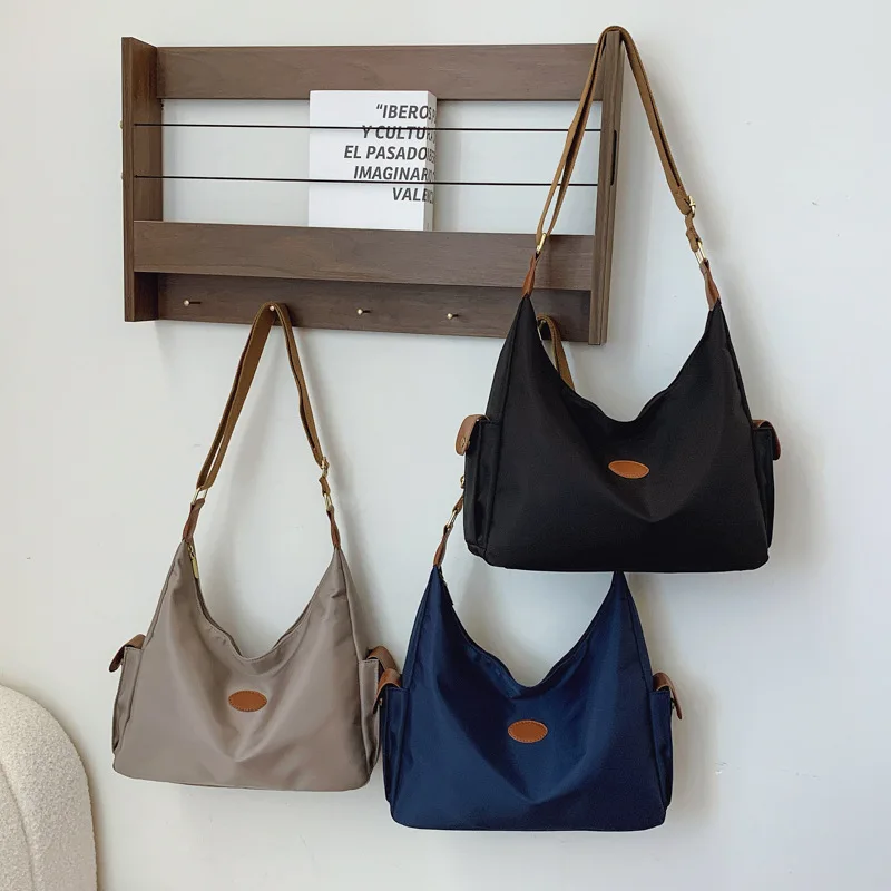 

2025 Water-Resistant Oxford Tote Bag: Large Capacity Shoulder Purse for Women, Stylish Work Commuter & Crossbody Bag