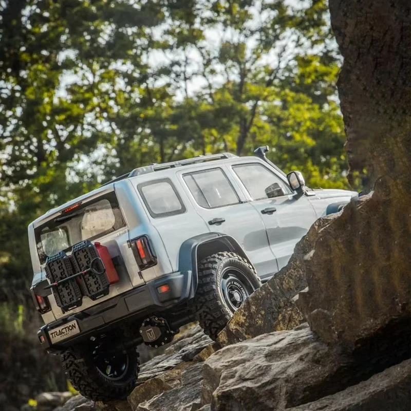 خزان الجر 300 1/8 RC التحكم عن بعد الدفع الرباعي نموذج سيارة مجنزرة RTR نسخة المنافسة الكهربائية لعبة أطفال الكبار