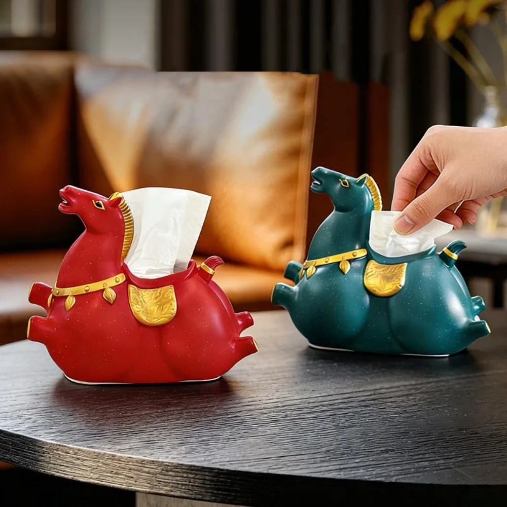 กล่องใส่กระดาษทิชชูรูปม้าสไตล์จีน กล่องเก็บกระดาษทิชชูรูปม้าตกแต่ง โมเดลฟิกเกอร์อนิเมะรูปม้า โมเดลม้าตามปีนักษัตร ของขวัญปีใหม่