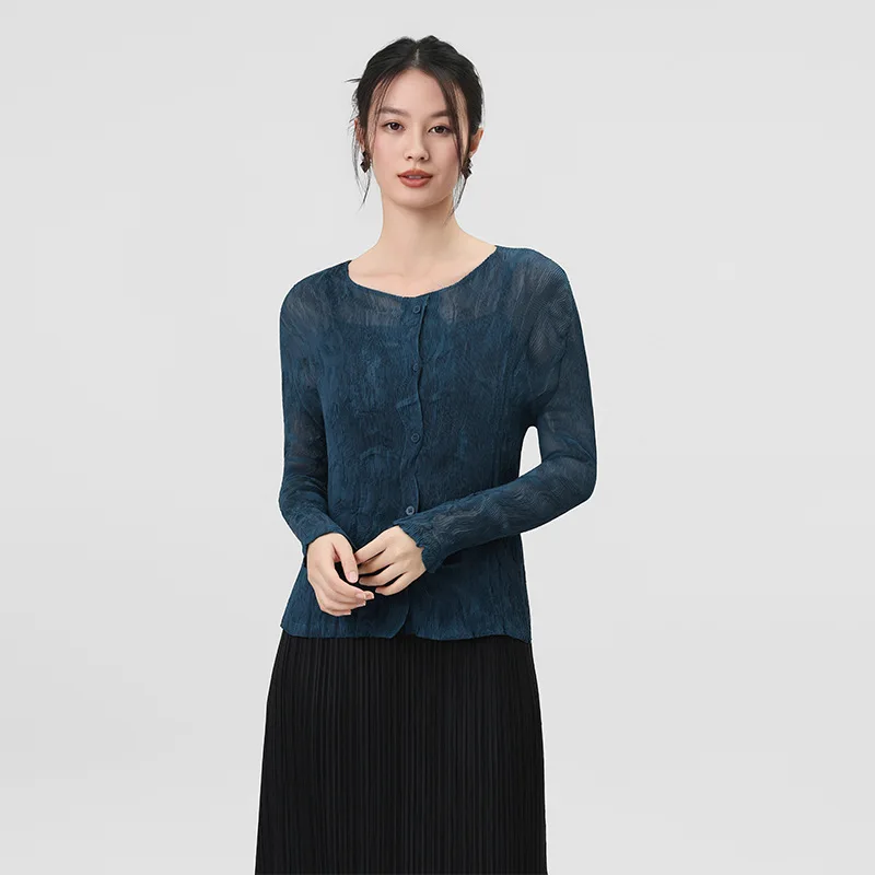 

Counter Quality Pleated Design Women Round Neck Slim Fit Long Sleeved Cardigan High-end Light Luxury Top