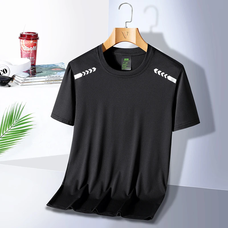 2024 New Men Summer Ice Silk Tees Quick Drying Oversized Running Fitness Sweatshirt Casual style Short Sleeve Sports Shirt Tops