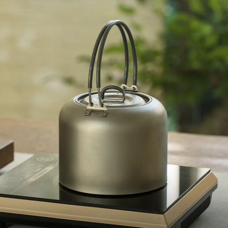 

Чайник Keith из чистого титана 1.5 л для кемпинга - ультралегкий, быстро закипающий, совместимый с индукционной плитой для походов на природе