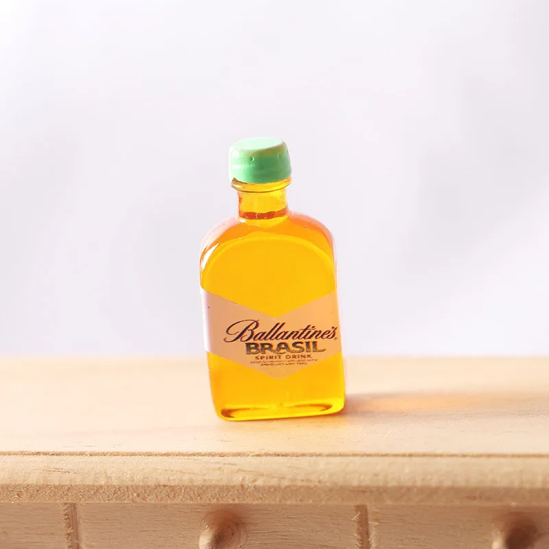 3pcs 1/12 Dollhouse Whiskey Ballantine Mini Liquor Beer Drink Miniature Food Play Shooting Props Hand DIY Home Decor Decoracion