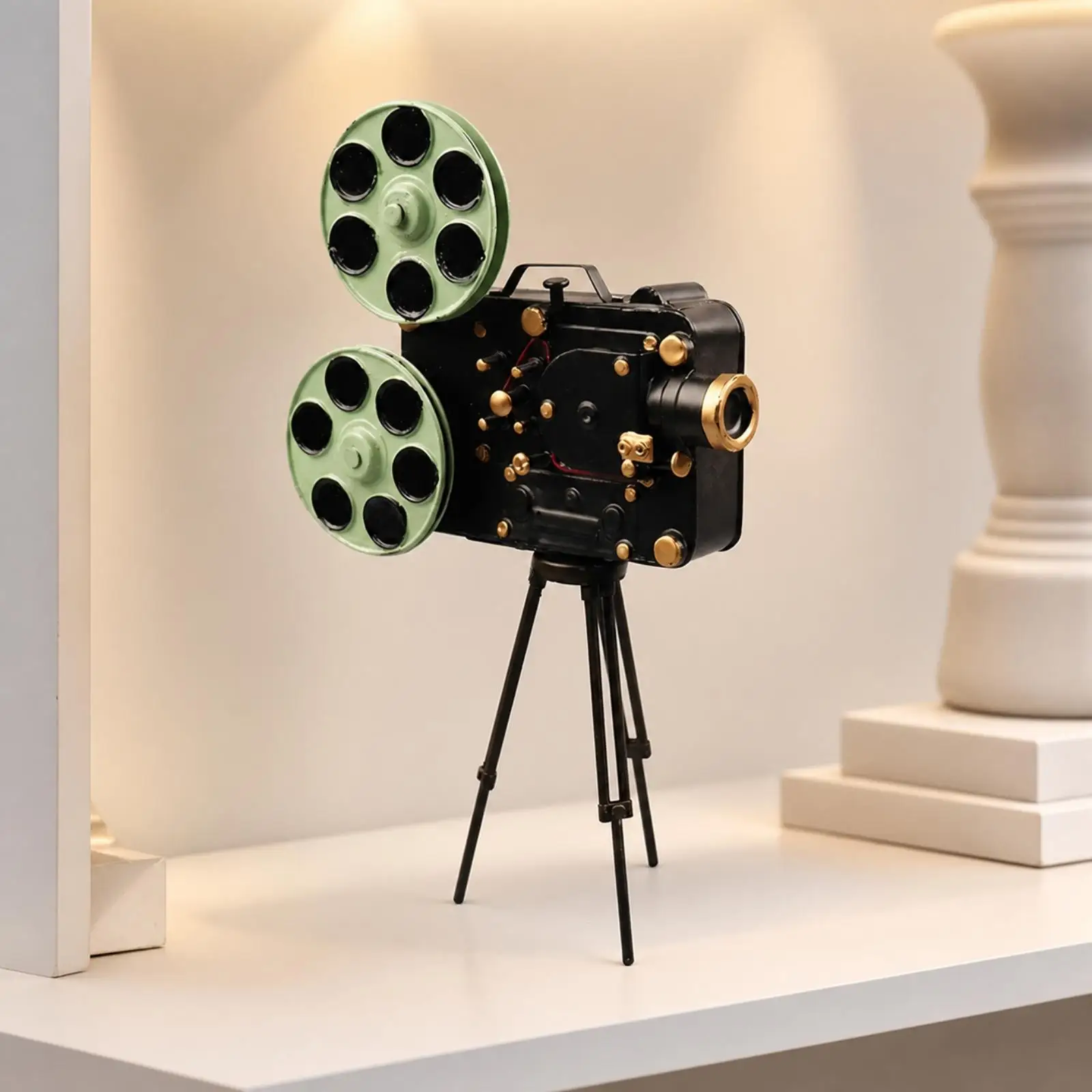 Old School Film Projector Model Tinplate Decor Vintage Cinema Machine Ornament for Photography Prop Staging