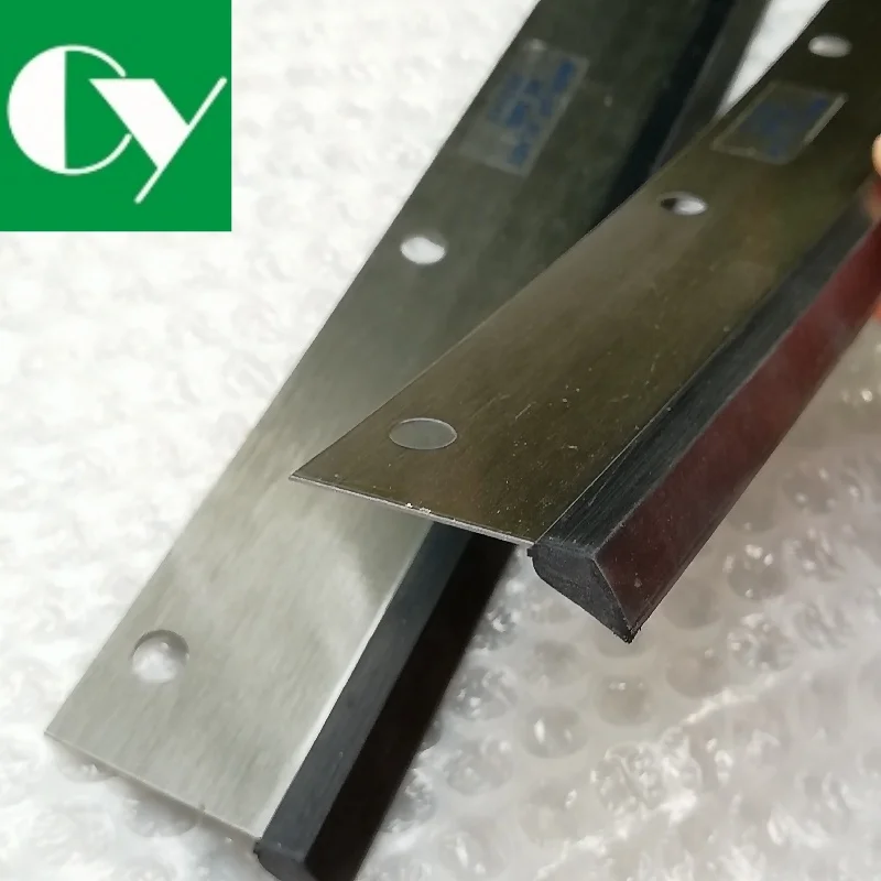 Wash-Up Blade G2.010.502 For SM52 Printing Machine Solvent Ink 605*46*0.5mm 7 Holes For Printing Parts