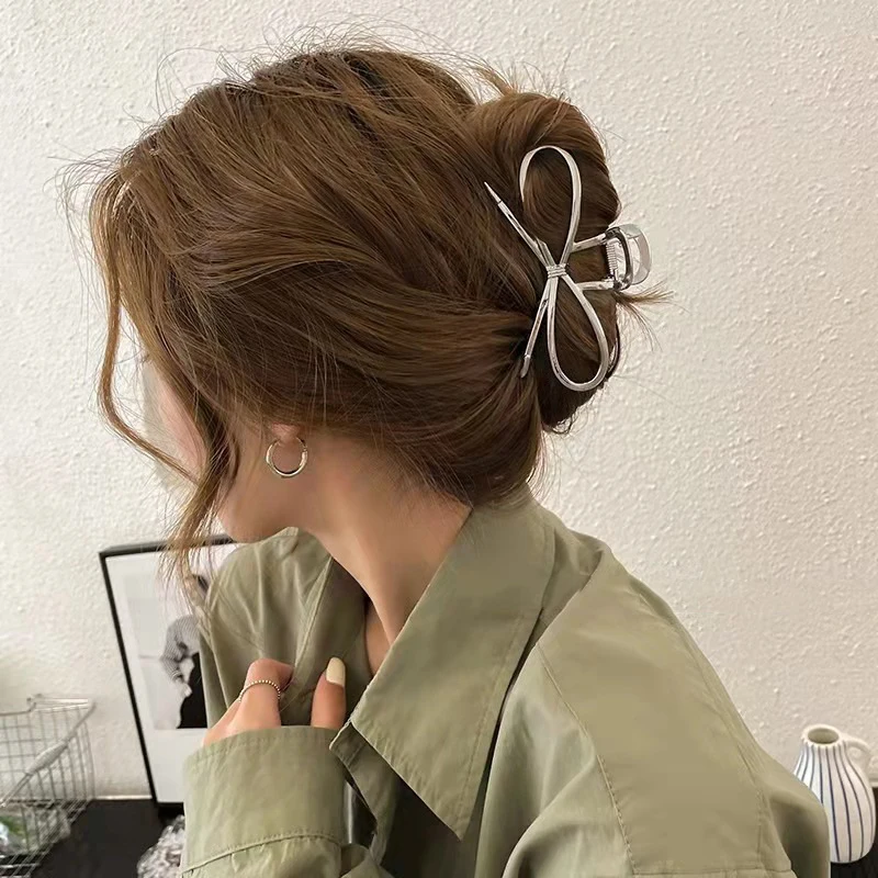 Mode Zilver Kleur Metalen Geometrische Haarklauw Clip Voor Vrouwen Minimalistische Hart Haarspeld Hoofddeksels Haaraccessoires 2023