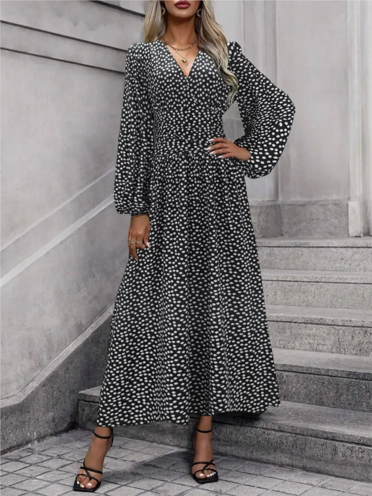 

Autumn Lantern Sleeve High Waist Split Dress Women's Commuting Fashion Elegant V-neck Long-sleeved Comfortable Casual Dresses