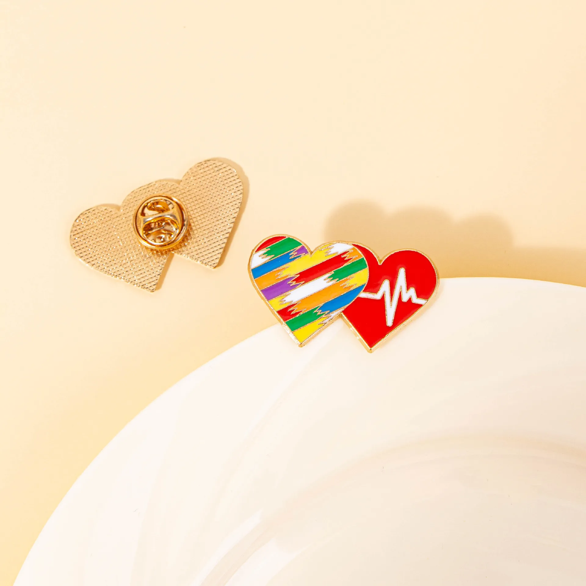 Cross border creative rainbow moon electrocardiogram series alloy brooch, love baked paint badge wholesale