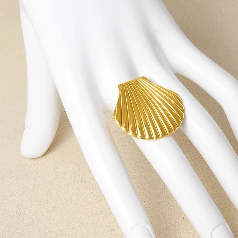 1pcs New Sell Well Ocean Element Scallop Ring  Gold/Silver Color Texture Elegant Sweet Rings Shell Sense Of Design New Jewelry