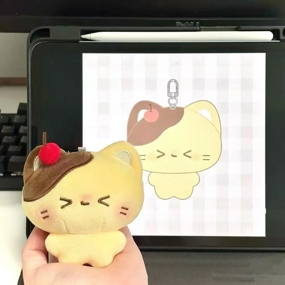 Four-leaf Clover Headphones Cat Keychain Backpack Ornaments Stuffed Animal Cherry Pudding Cat Keyring Cartoon Kawaii Cat