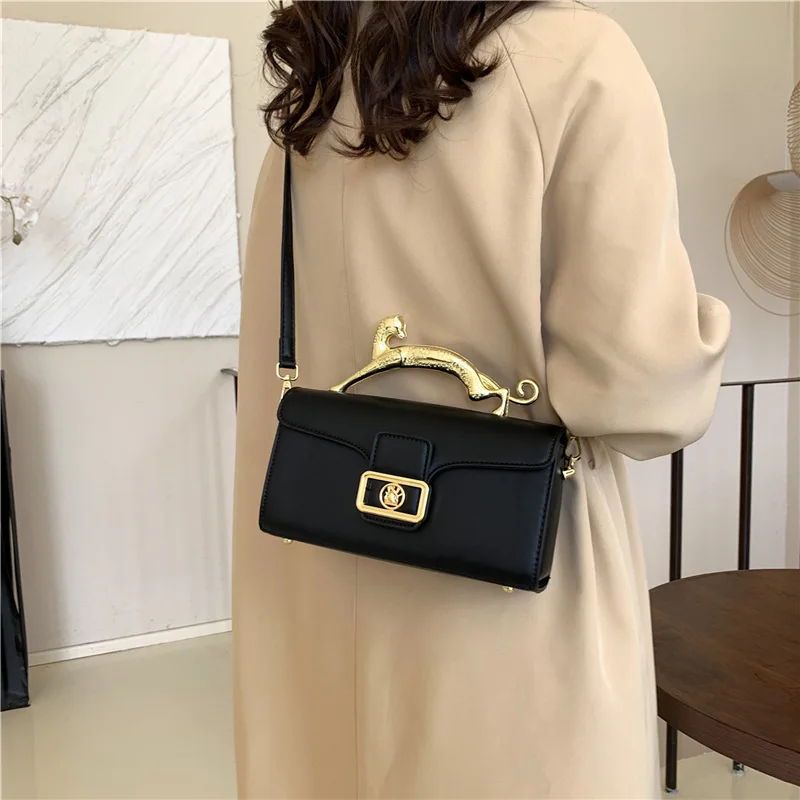 SH113 Women Luxury Brand Design Leather Bag New Ladies Metal Buckle Simple Fashion Shoulder Bag Party Oblique Bag