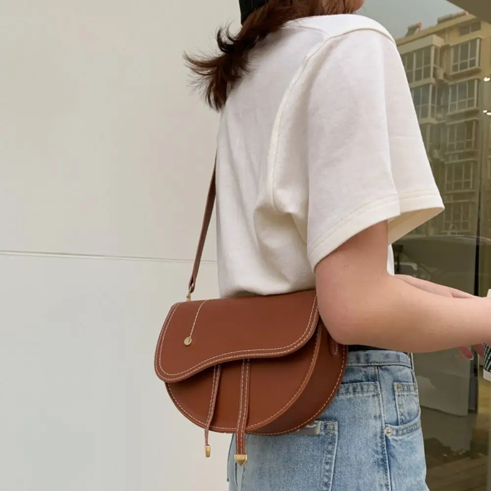 

Elegant Casual Saddle Bag Semicircle Designer Korean Style Saddle Crossbody Bag Retro Solid Color Small Messenger Bag Outdoor